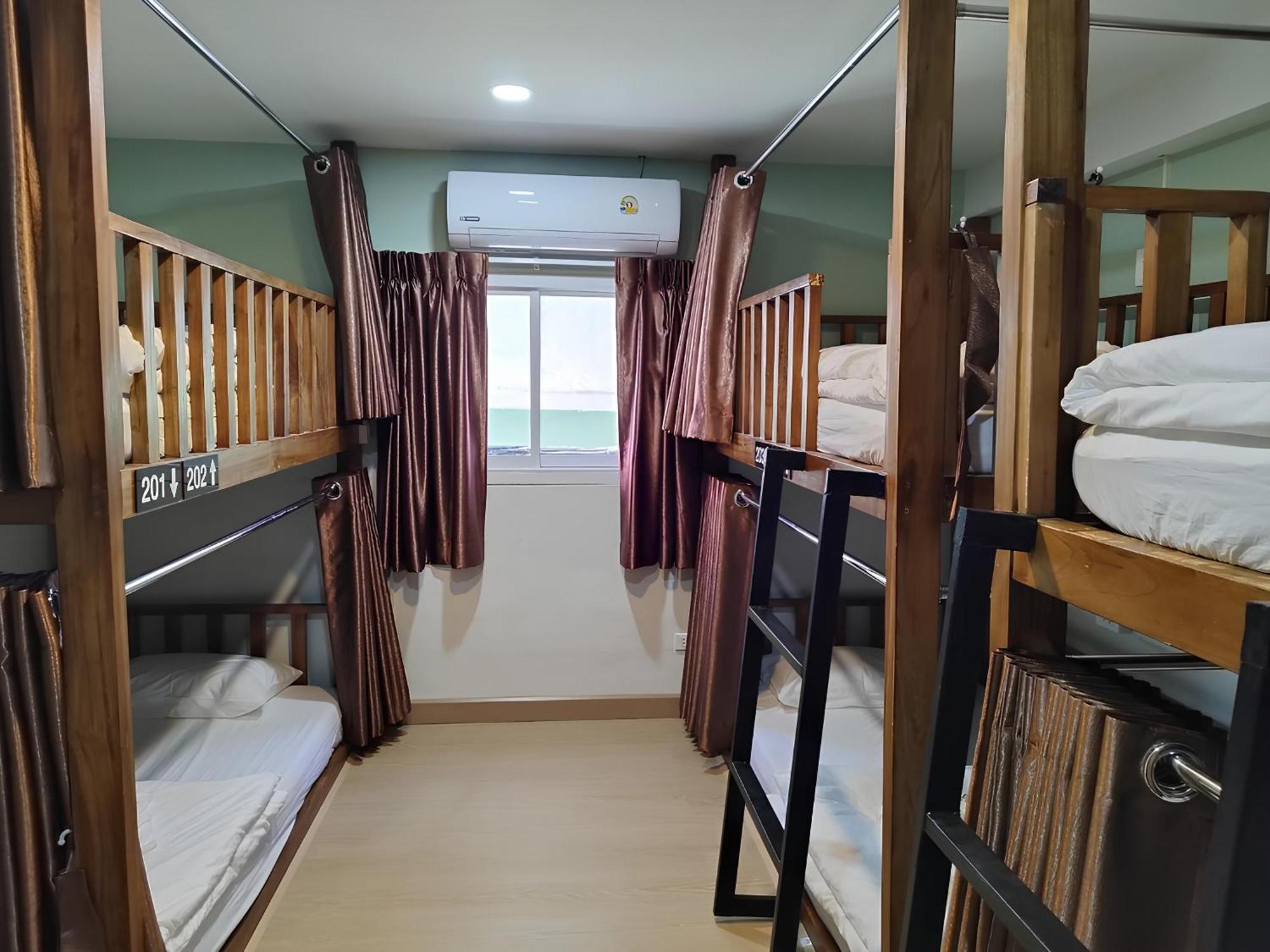 Lub Nai Hostel Patong Exteriér fotografie